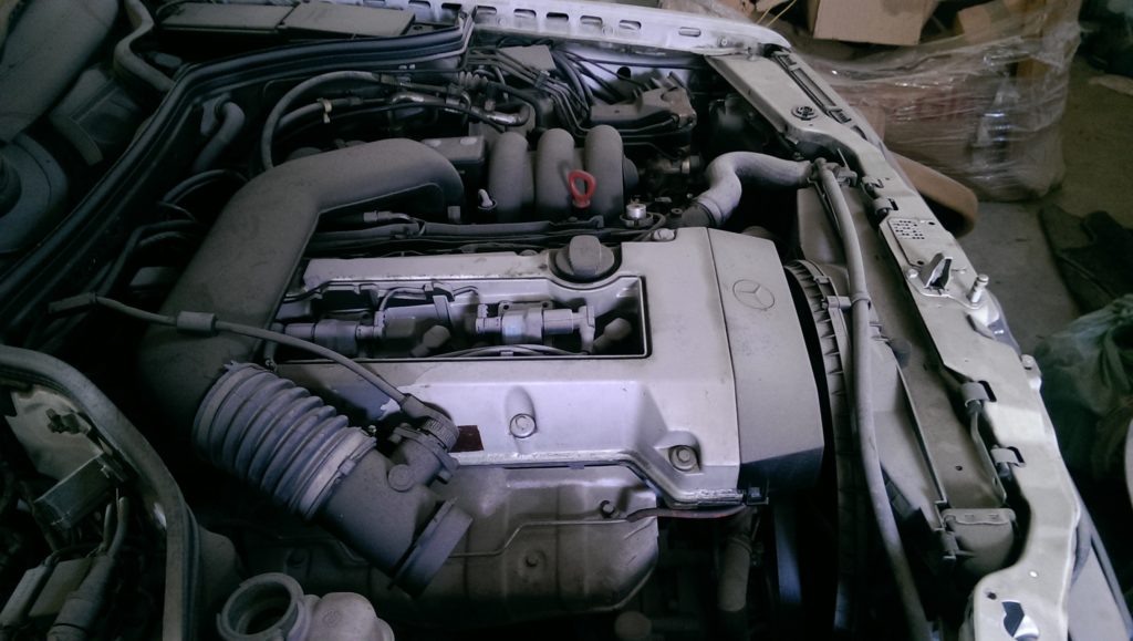 قظعات یدک و موتور یدک بنز CE 320 Benz